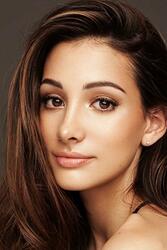 Olga Safari | ScreenTies